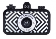 La Sardina "Domino" Lomography 35mm Film Camera