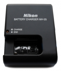 Battery Charger MH-25 for Nikon EN-EL15