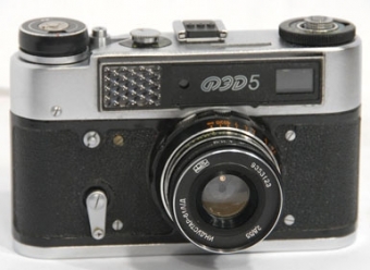 FED-5 35mm Rangefinder Camera