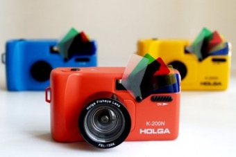 Holga K-200N Red Camera