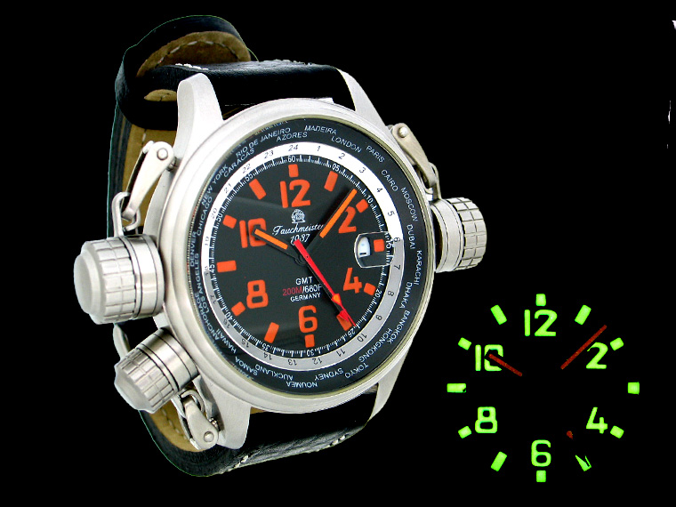 XXL-Pilot "World-Tour" GMT black with crown protection system T0159