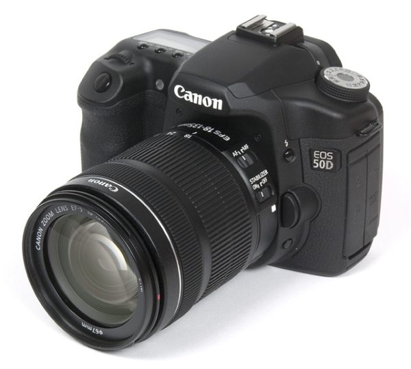 Canon EF-S 18-135mm f/3.5-5.6 IS STM Lens - Image 2