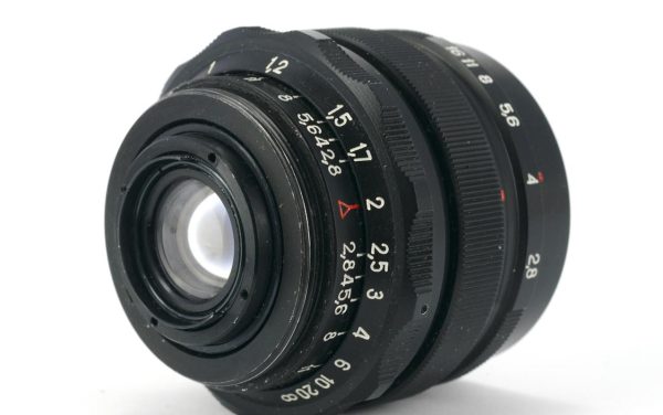 Mir-1V 37 mm f/2.8 — award-winning Soviet wide-angle lens with iconic character - Image 3