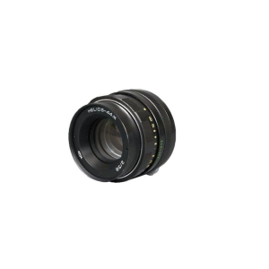 Helios 44M 58 mm f/2 Vintage Portrait Lens — the Swirly-Bokeh Legend