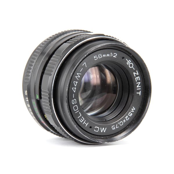 Helios-44M-7 MC 58mm f/2 Vintage Soviet Lens M42 Mount Multi-Coated Manual Focus Prime with Swirly Bokeh for Canon, Nikon, Sony Mirrorless / DSLR Cameras